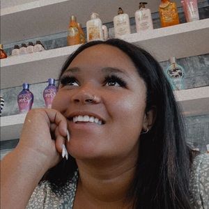 Meet your Posher, Sherry